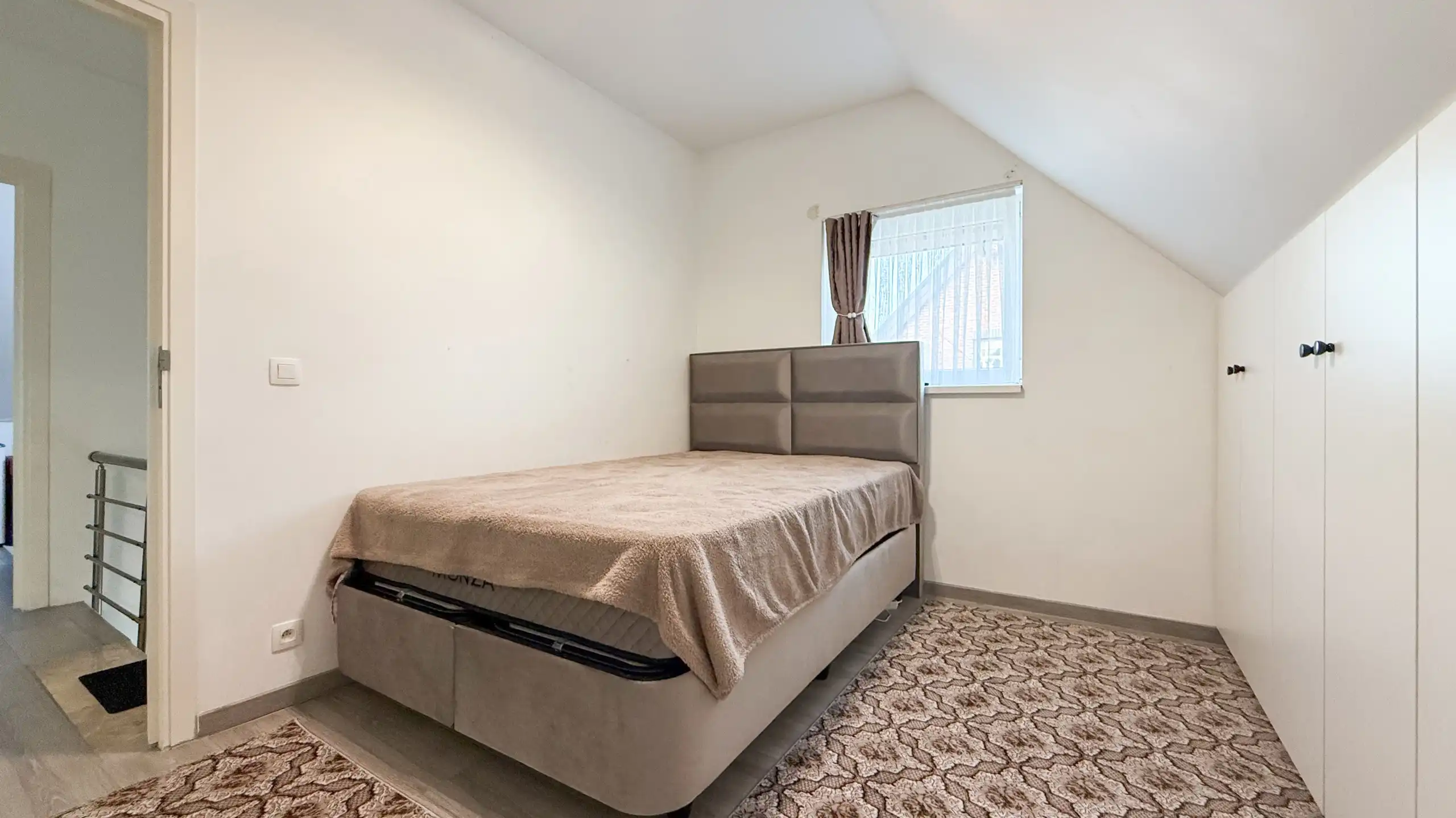 Ruim instapklaar duplex app in Paal, 108m², 3 slpks foto 25