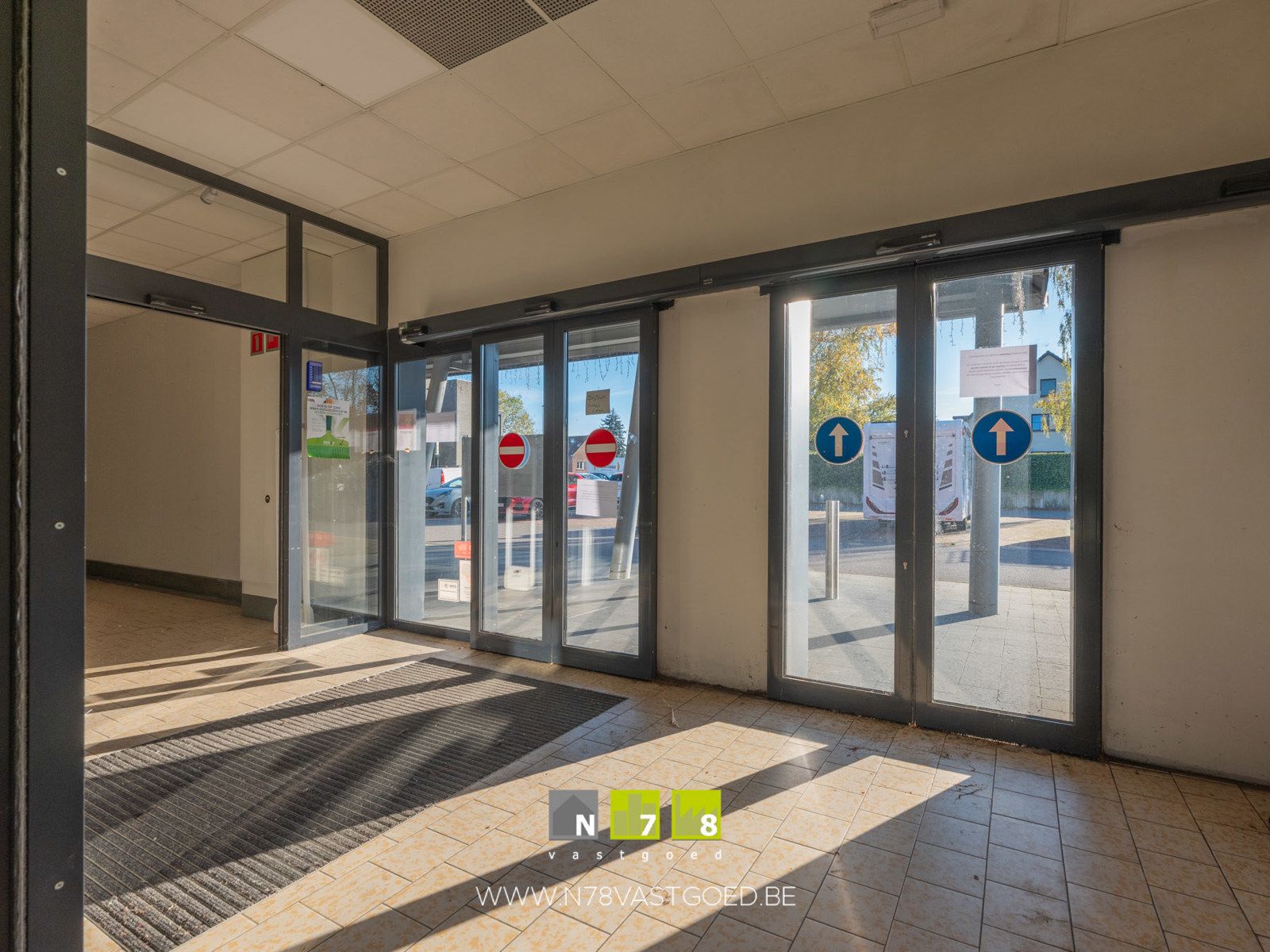 Commerciële ruimte te huur foto 2