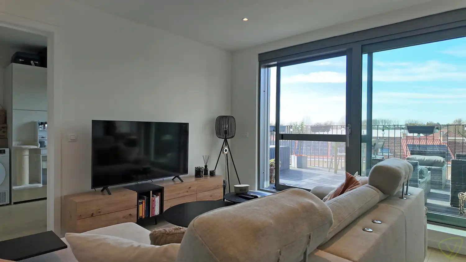 Stijlvol appartement met ruim zonneterras in Park Van Damme te Eeklo! foto 2