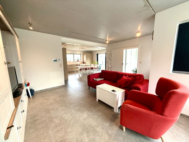 Recente, energiezuinige en toegankelijke woning in het landelijke Meigem foto 4