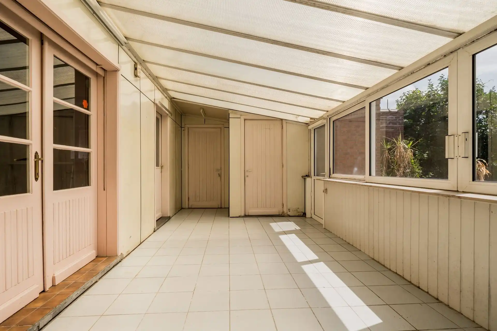 Te renoveren woning op toplocatie! foto 11