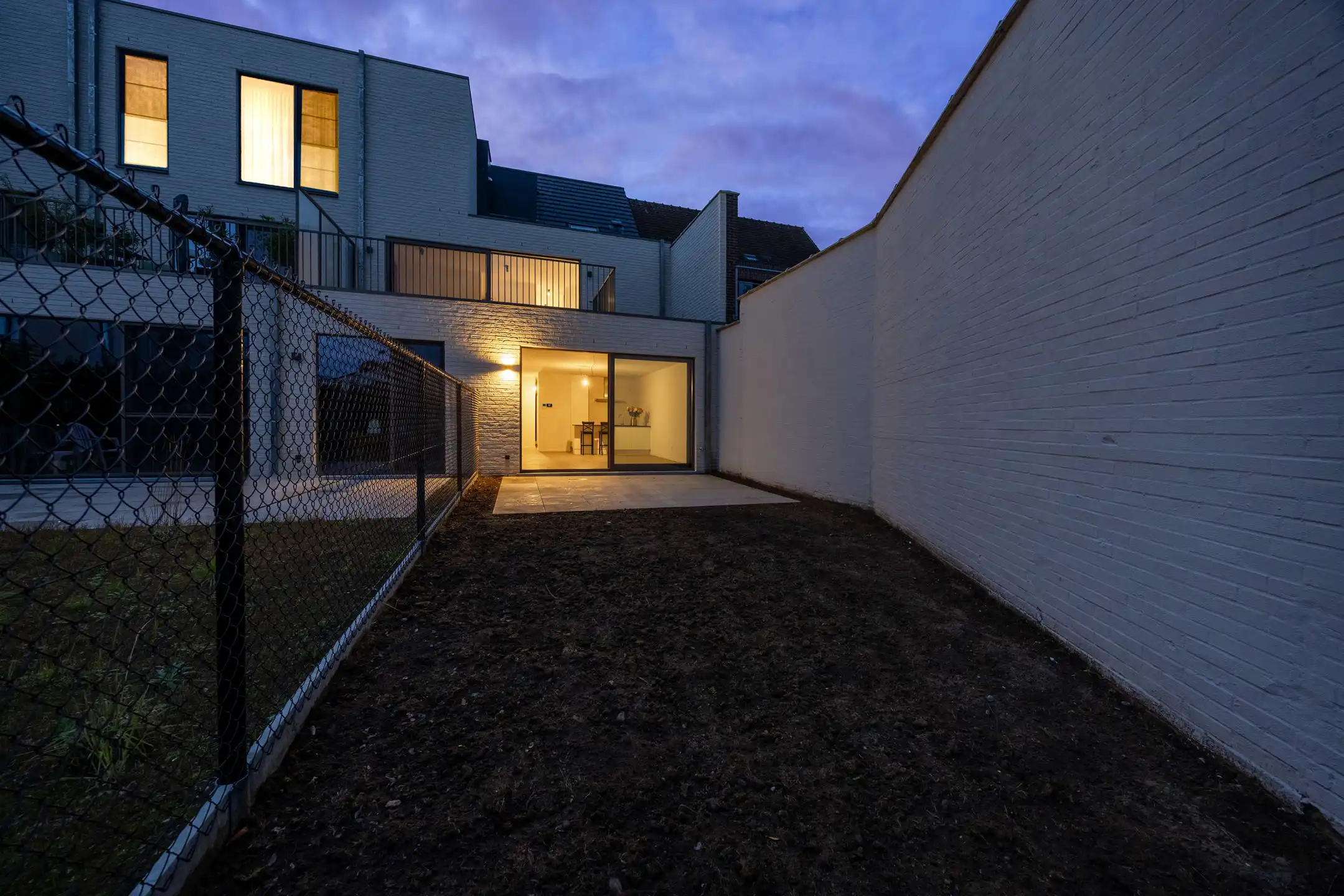 Stijlvol gelijkvloers appartement met tuin foto 16