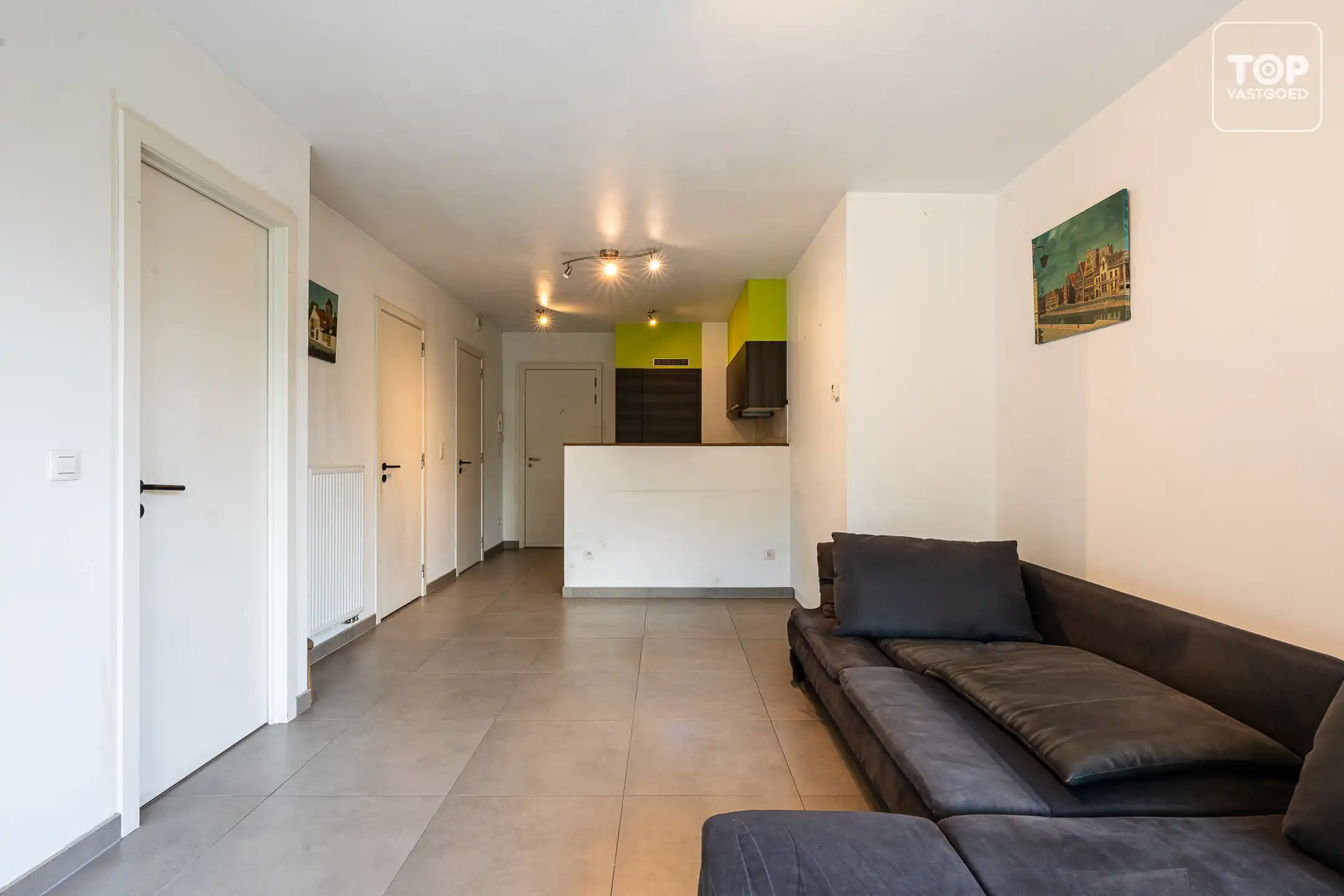 lichtrijk appartement met 1 slaapkamer en groene tuin foto 7