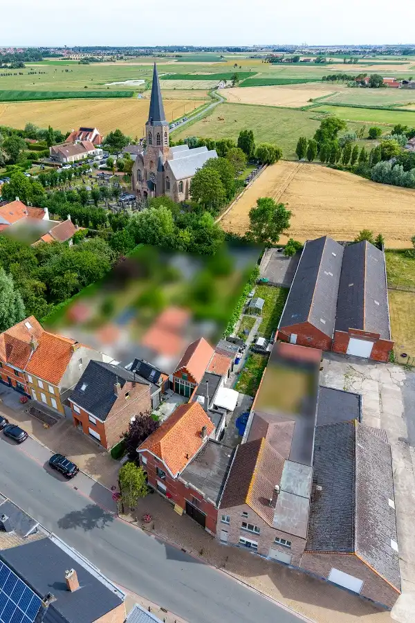 Charmante woning met ruime garage in Klemskerke foto 5