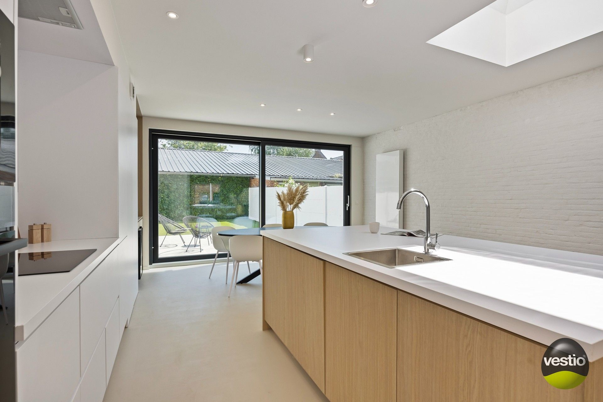 TOTAAL GERENOVEERDE WONING MET 3 SLAAPKAMERS EN STADSTUIN IN CENTRUM HASSELT foto 8