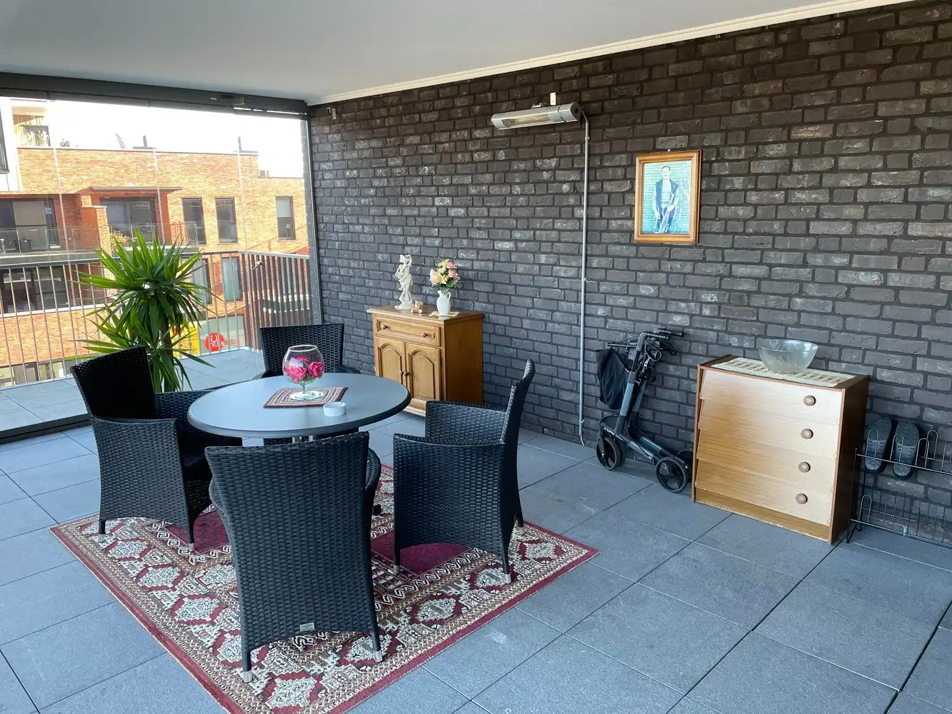 Appartement met 2 slaapkamers en groot terras foto 4