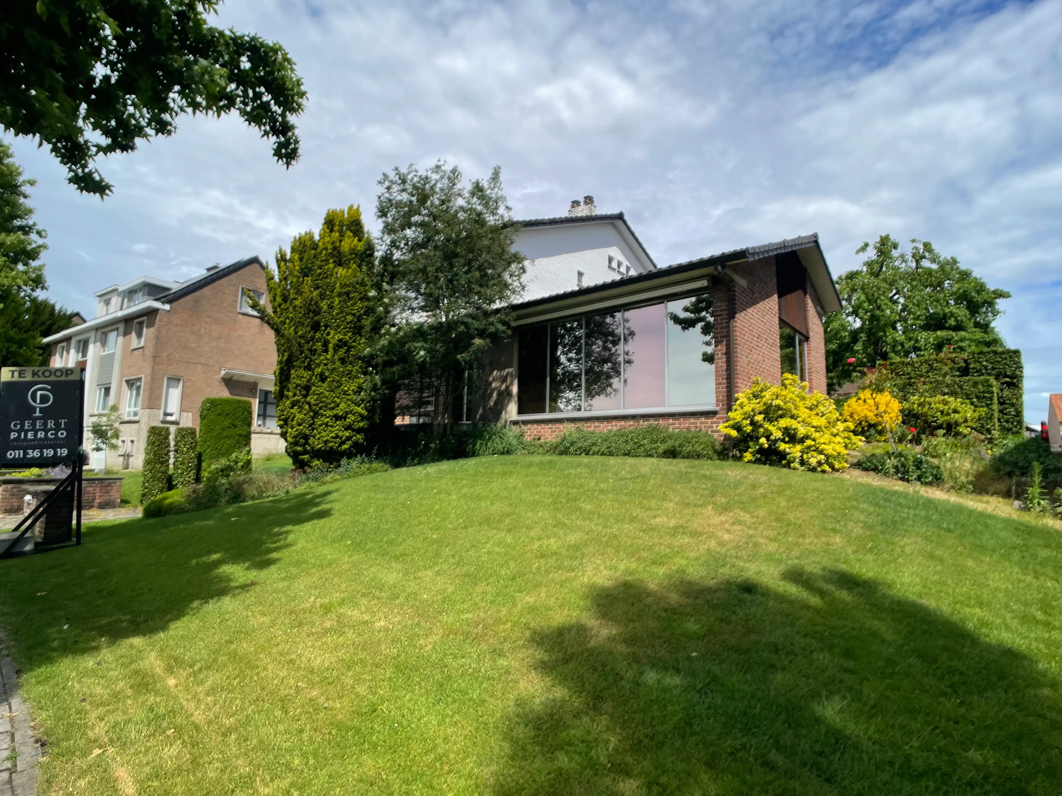 Prachtige woonst op een exclusieve plaats hier in Landen. foto 3