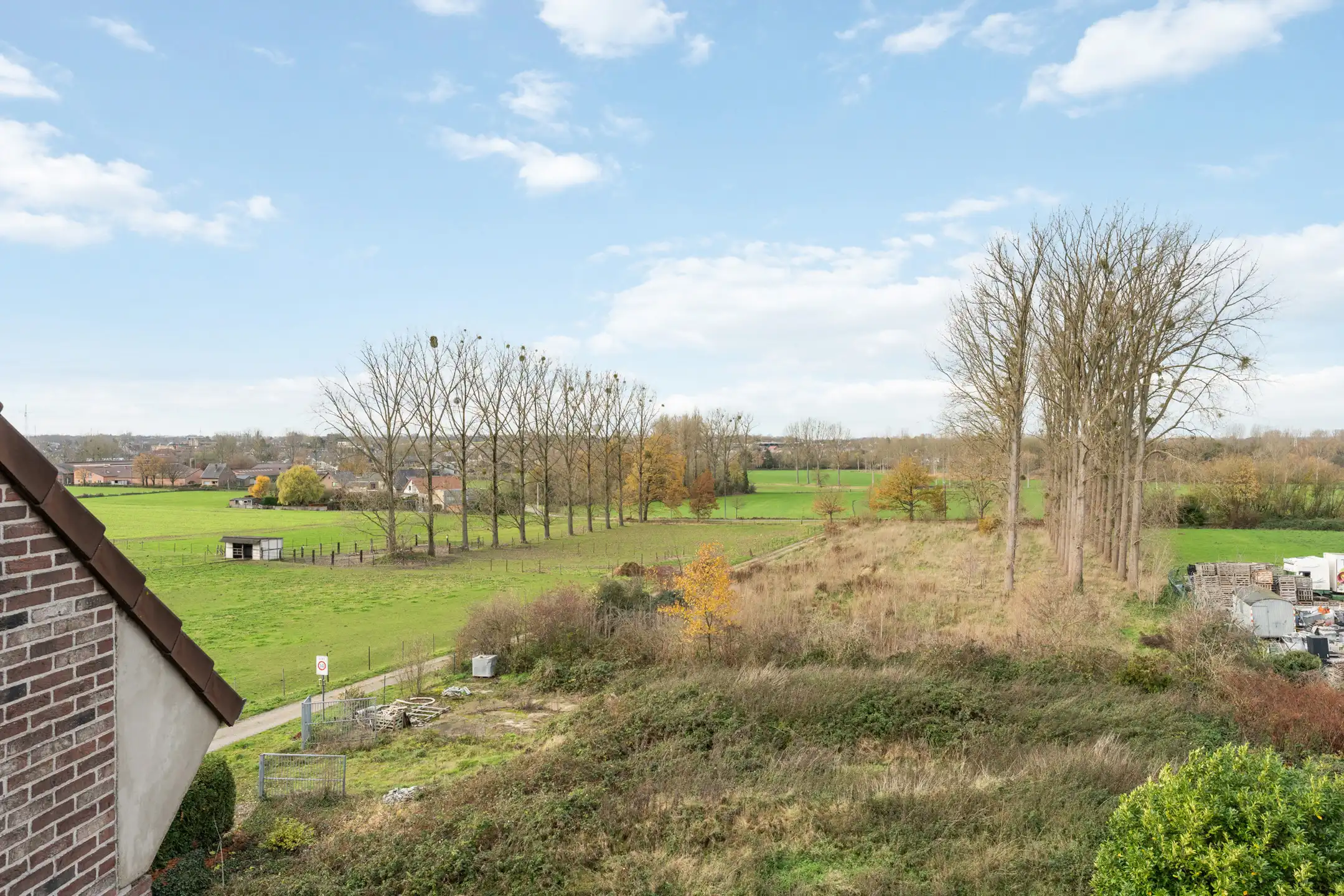 Instapklaar duplex appartement te Bilzen foto 16