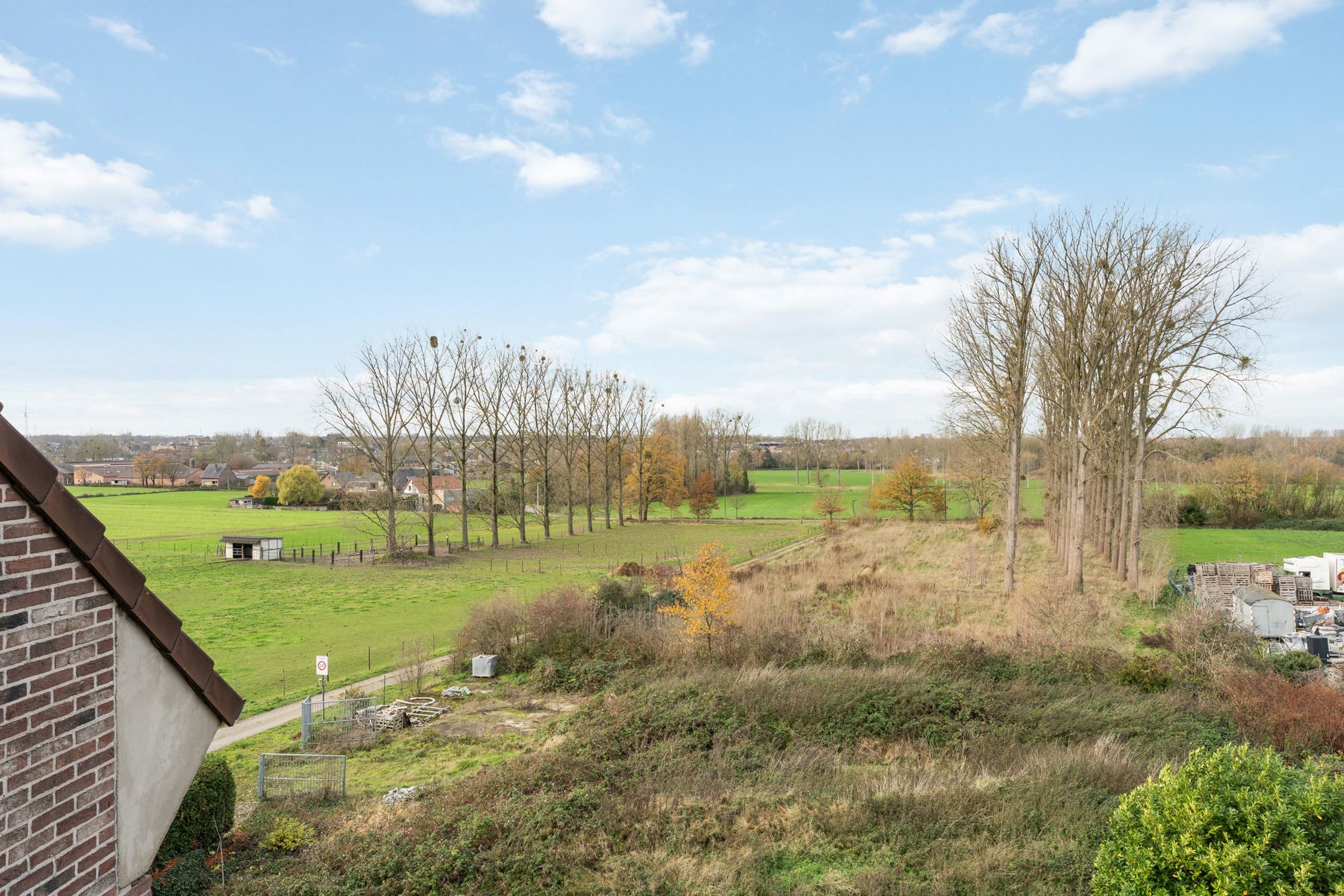 Instapklaar duplex appartement te Bilzen foto 16