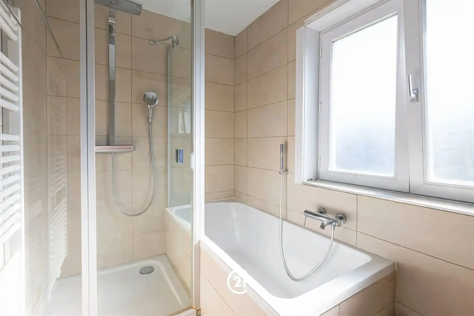Instapklare woning met  3 slaapkamers foto 13