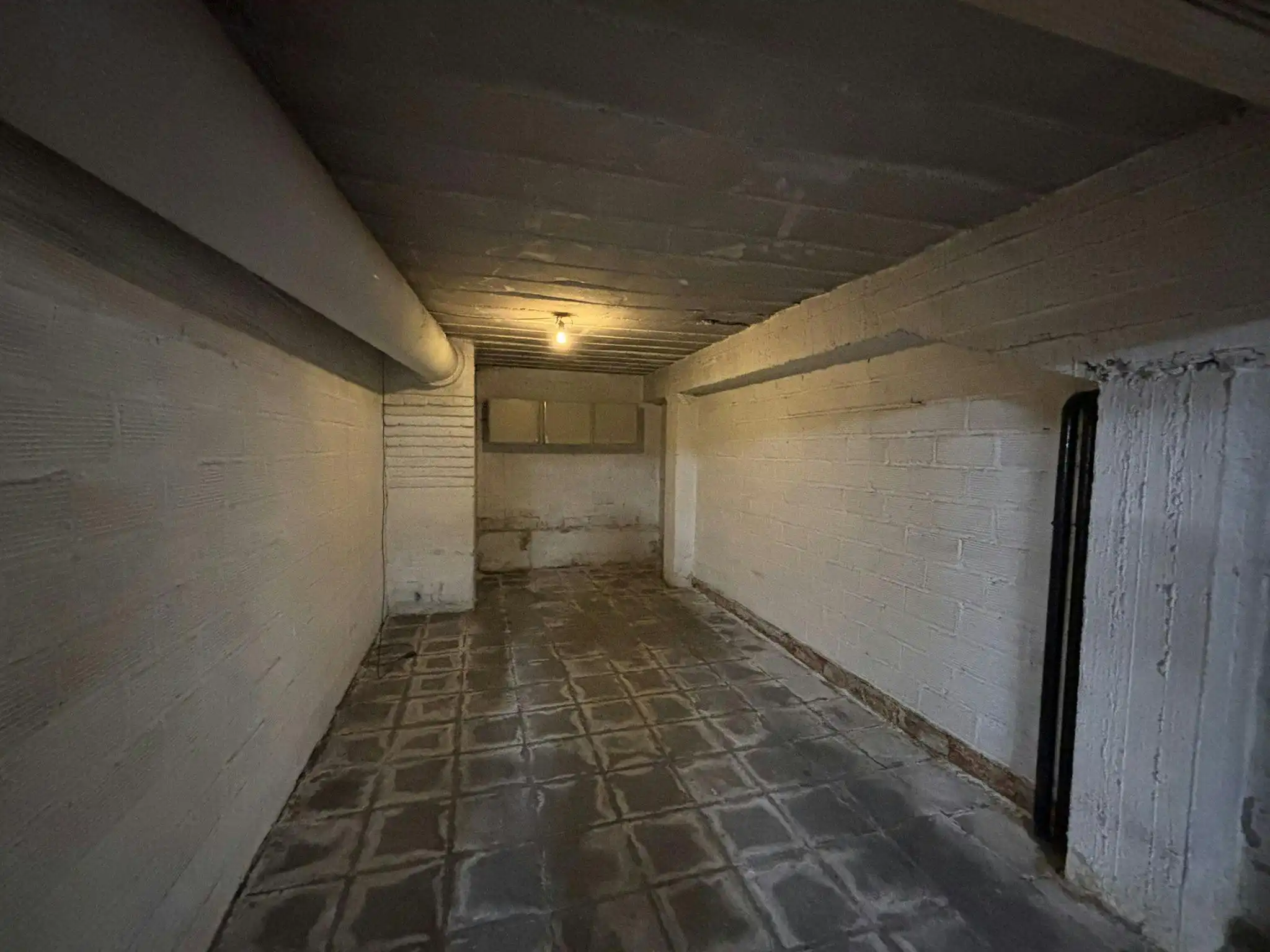 Gesloten garagebox te koop Zeedijk Blankenberge foto 3