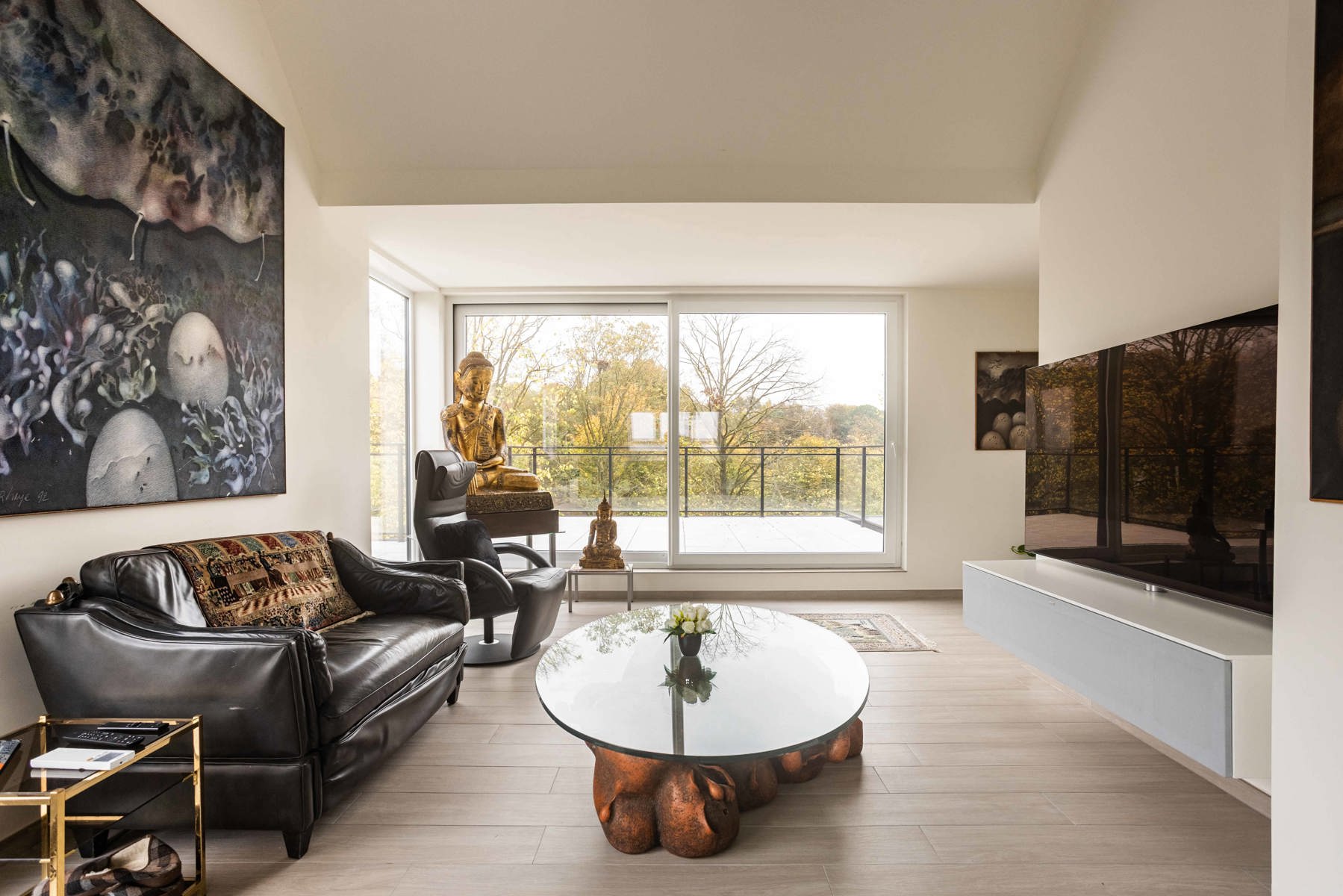 Recent, luxe penthouse met panoramisch terras foto 2