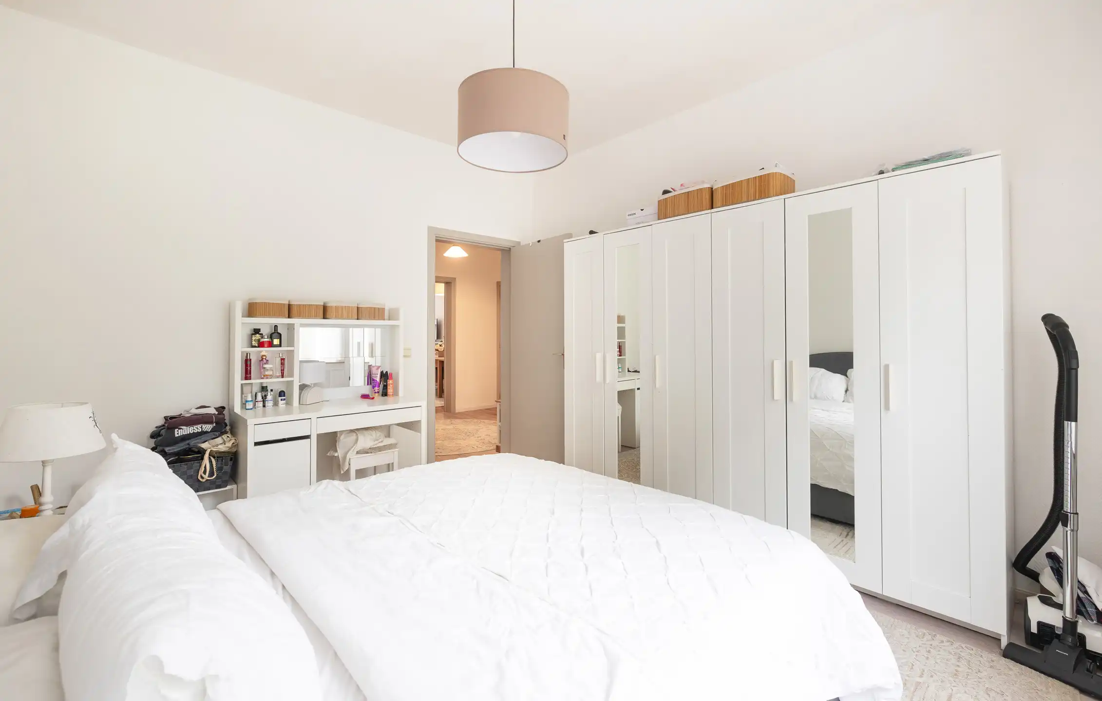 Appartement met 3 slaapkamers + tuin + garage foto 12