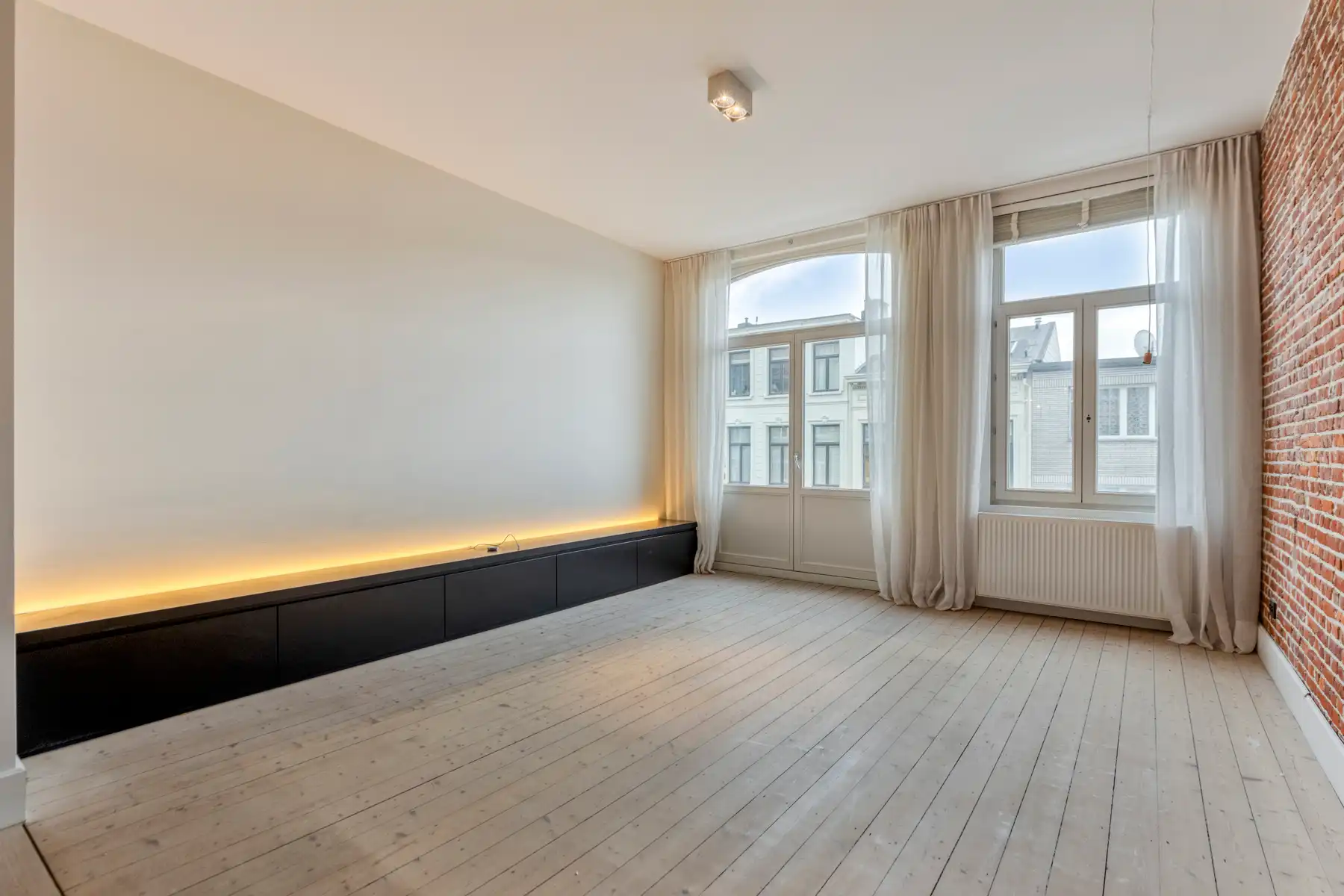 Appartement te huur op het bruisende Zuid foto 2