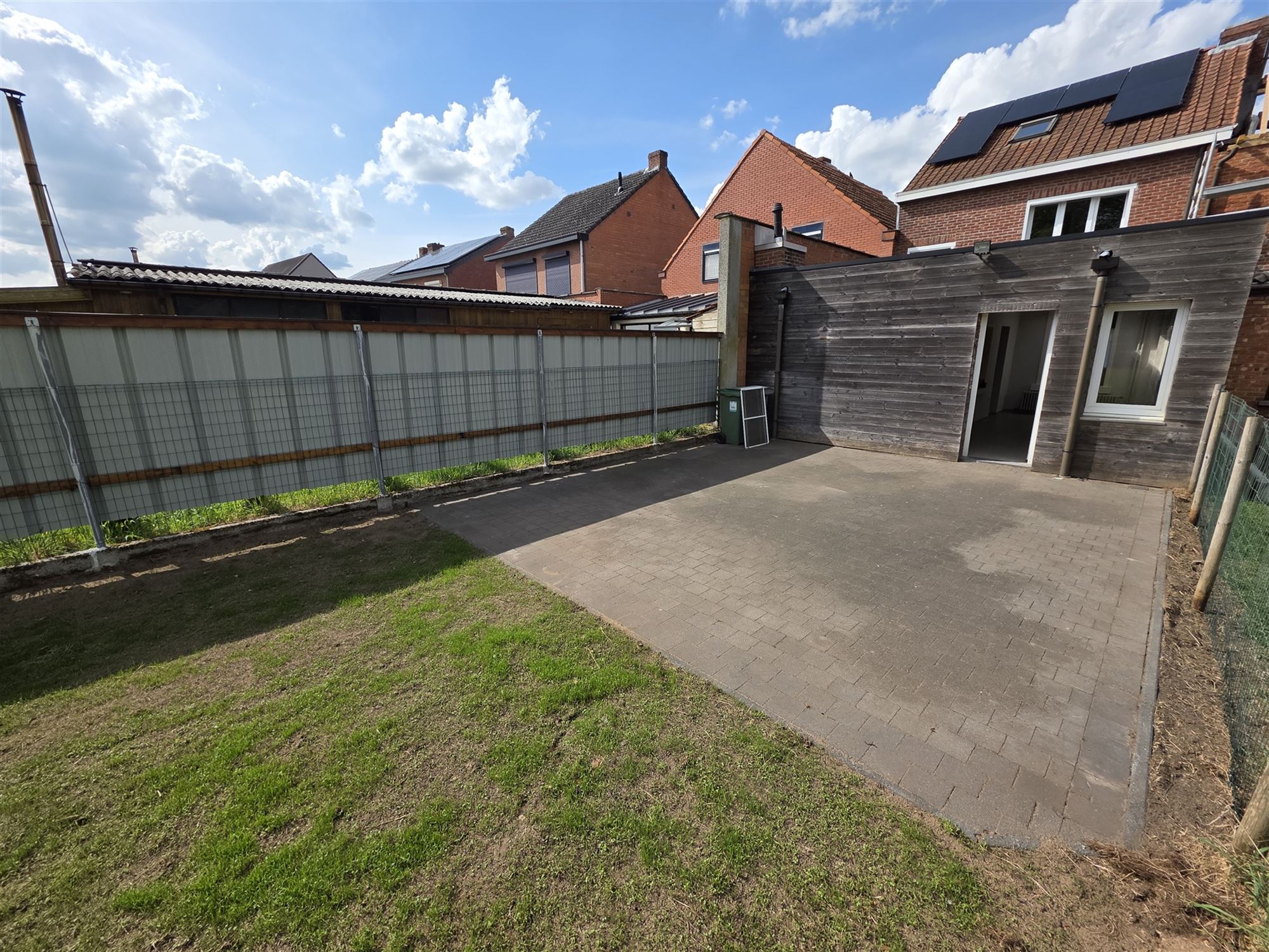 Woning met ruime tuin foto 10
