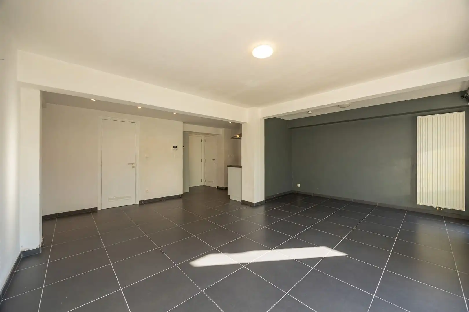 Studio met grote stadskoer in een groene omgeving foto 5