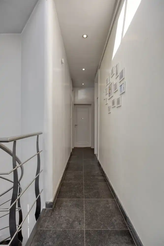 Karaktervol interbellum kantoorgebouw in de gegeerde Expowijk te Antwerpen! foto 39
