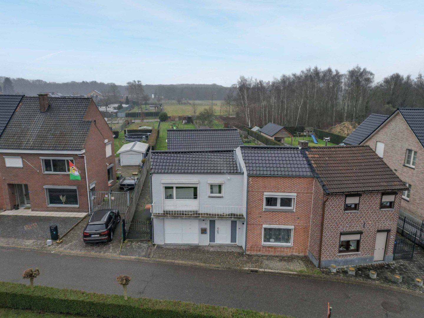 INSTAPKLARE GEZINSWONING OP EEN RUIM PERCEEL VAN 9A 72CA TE LANAKEN !  foto 27