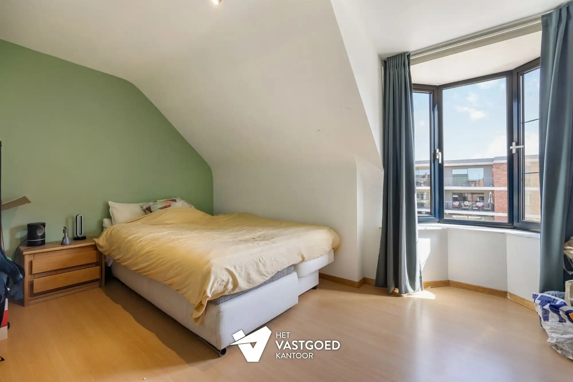 CENTRAAL GELEGEN, INSTAPKLAAR TRIPLEX APPARTEMENT foto 17