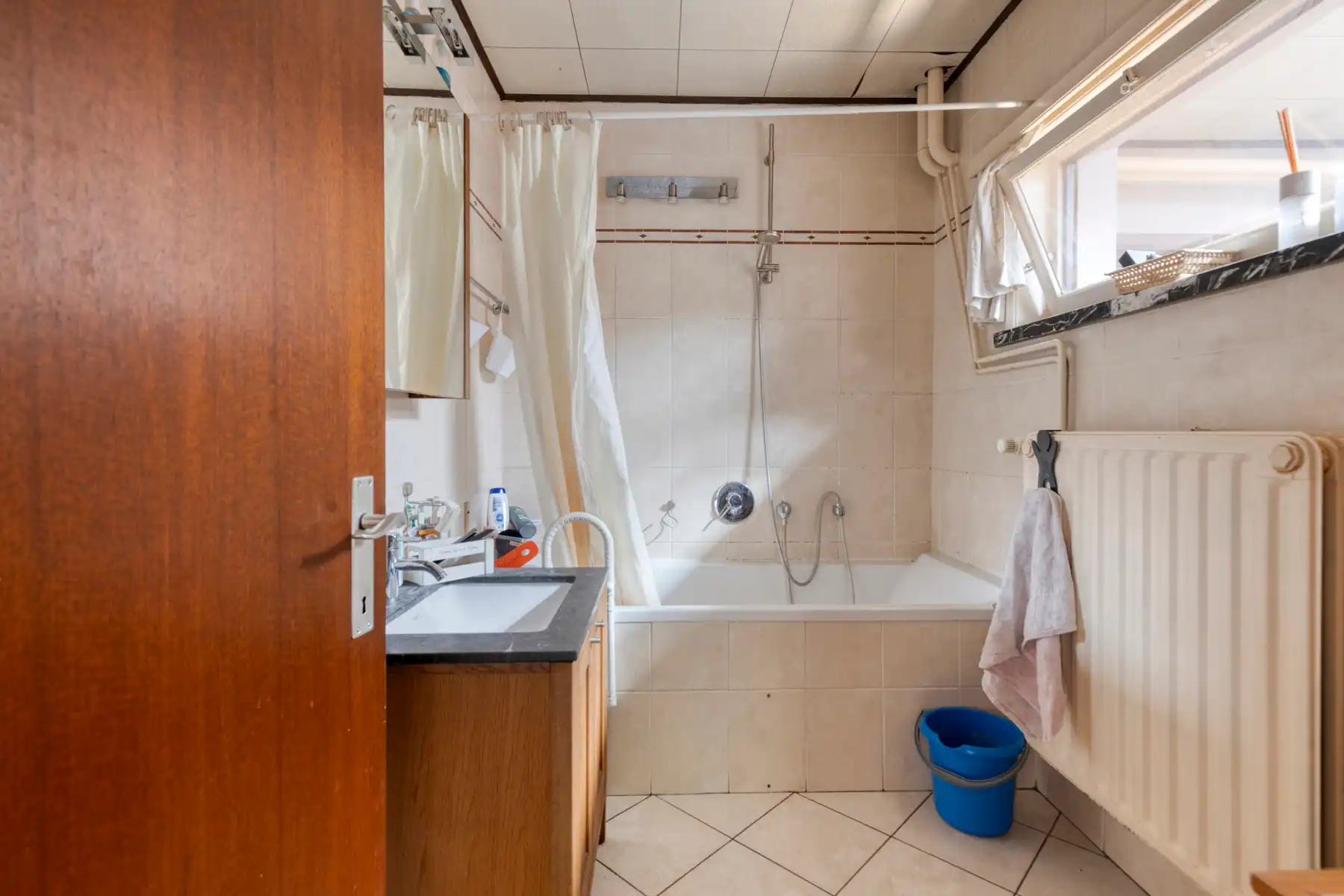 Ruime open bebouwing met tal van mogelijkheden - 208 m² foto 11