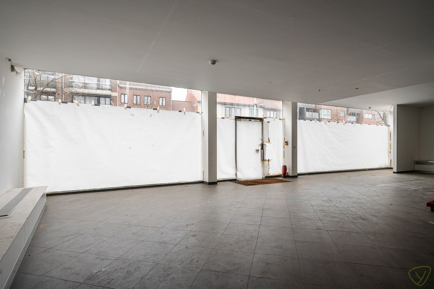 Vastgoedbelegging op een centrale en uitgelezen commerciële locatie! foto 6