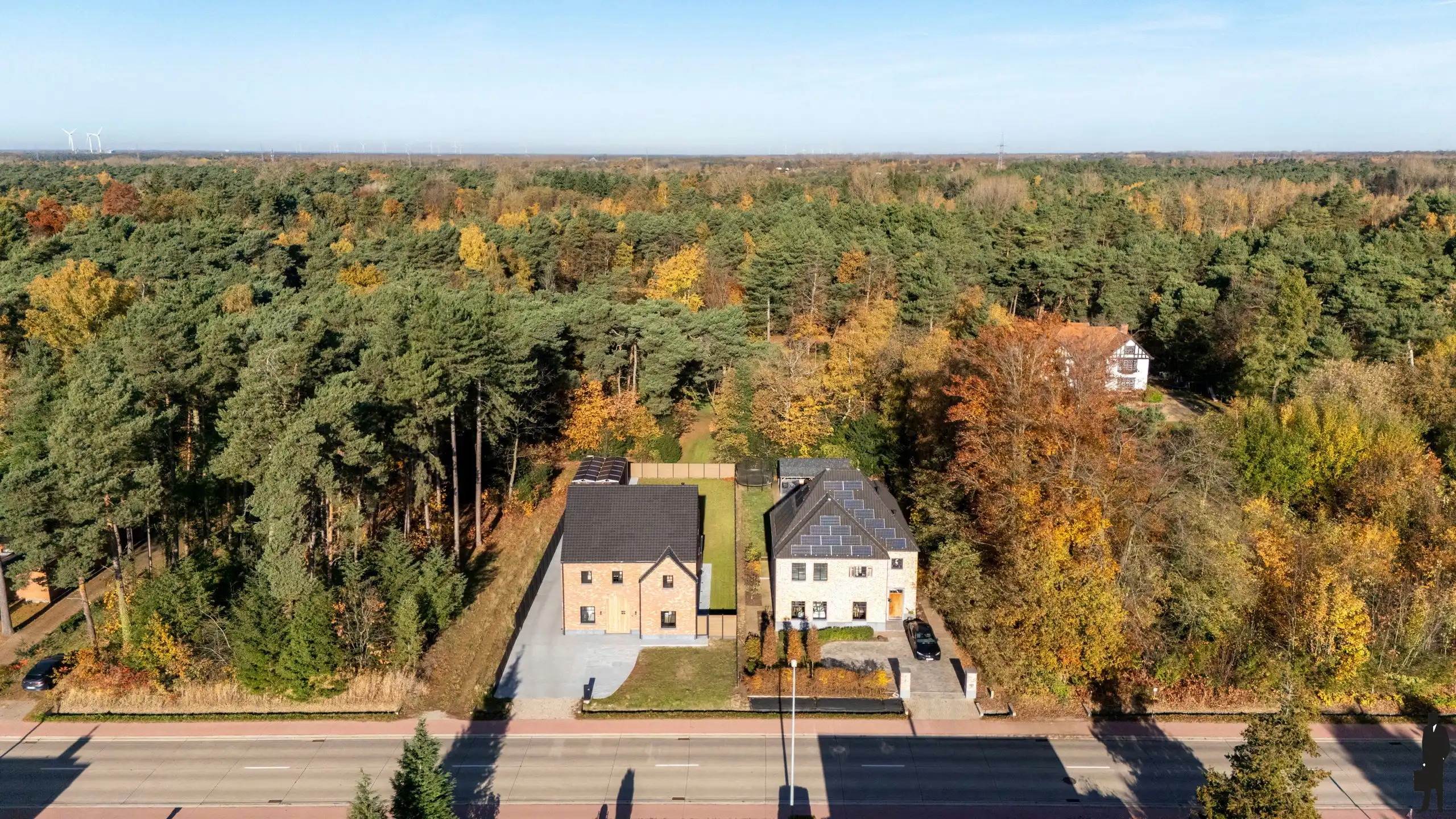 Hoogwaardig afgewerkte villa nabij natuur en Nederland foto 29