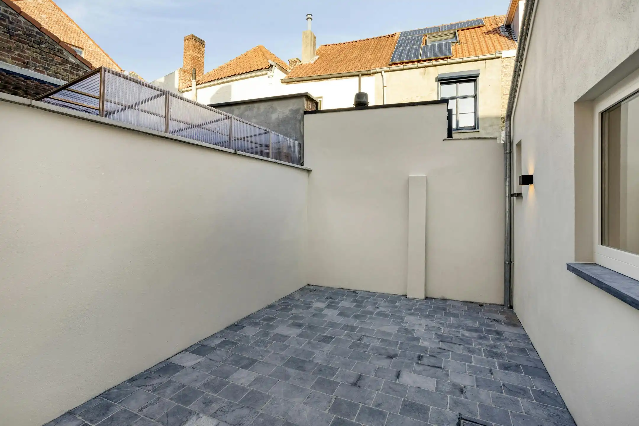 Gerenoveerde woning met drie slaapkamers te koop in Brugge  foto 6