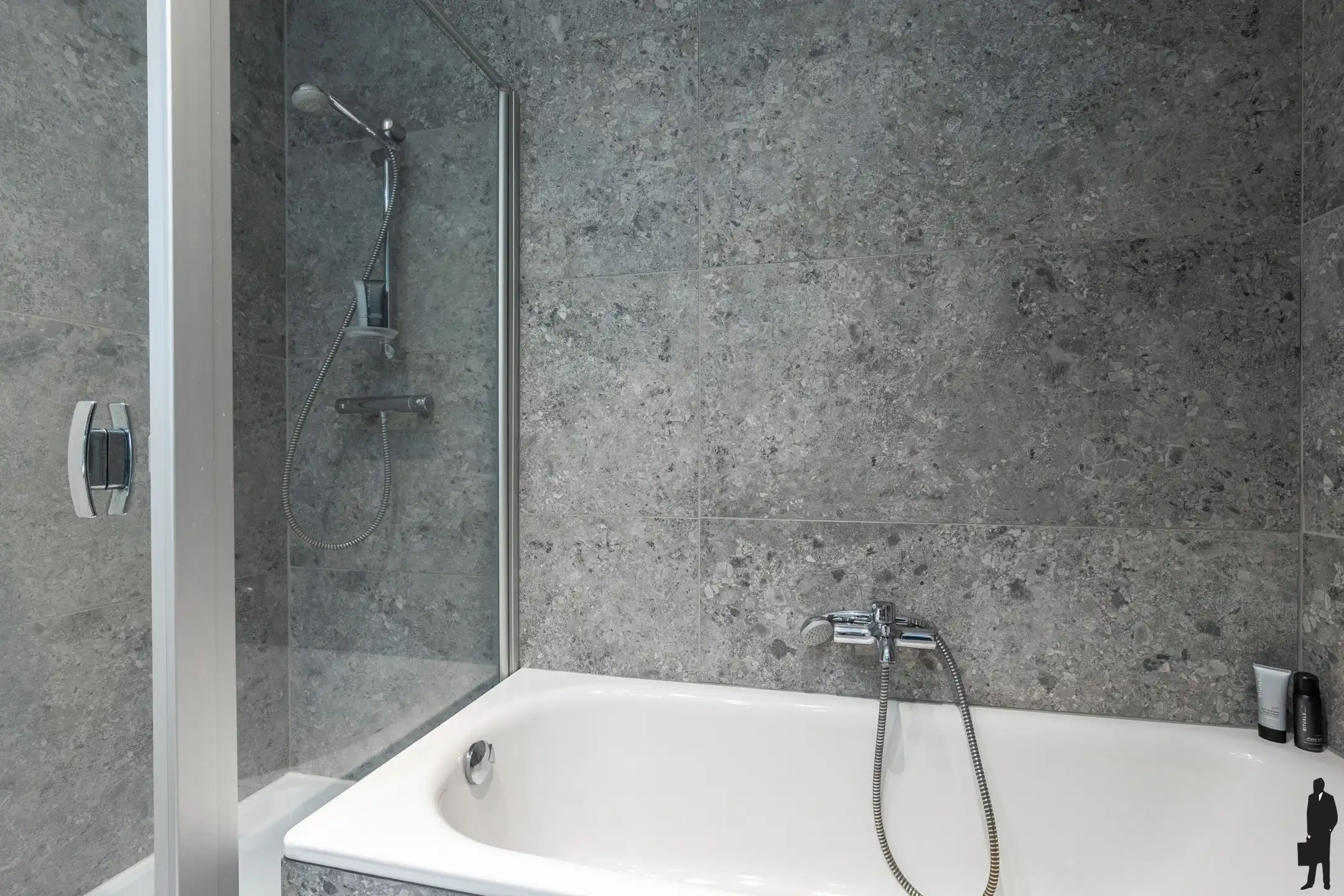 Instapklaar penthouse met zonnig royaal dakterras ! foto 13