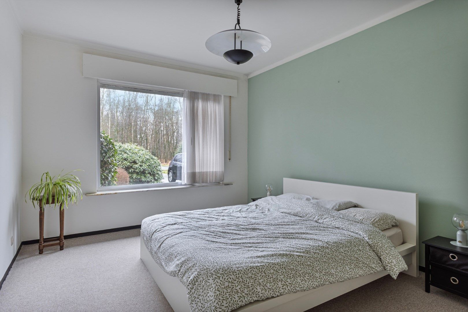 Laagbouwwoning met een bew opp van 194 m², 4 slpk's, op een schitterend perceel van 1807 m² foto 8