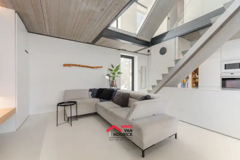 Prachtige ruime instapklare woning ! foto 3