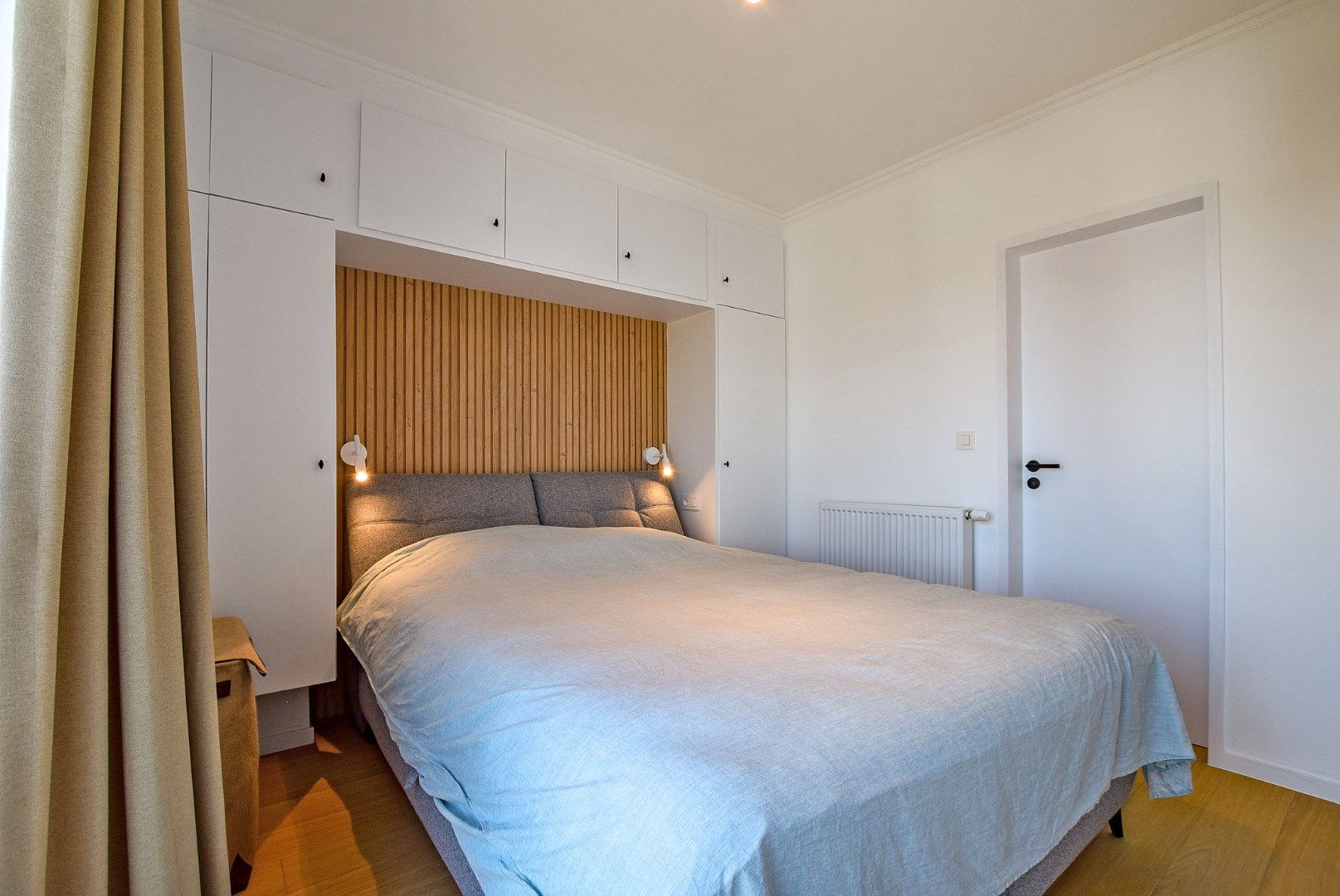 Totaal gerenoveerd appartement met FRONTAAL zeezicht te Koksijde -Bad.  foto 12