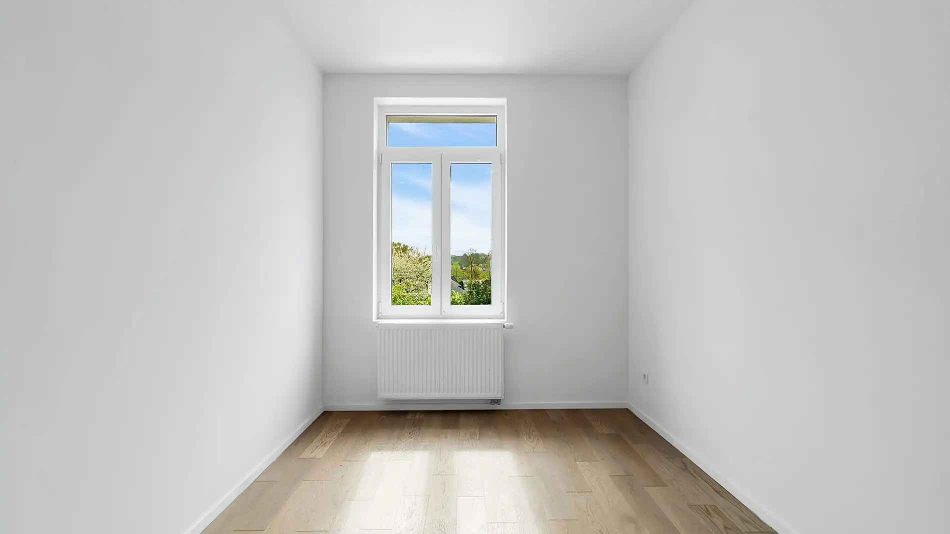 LINDEN (grens Kessel-Lo) groot huis met grote tuin foto 11