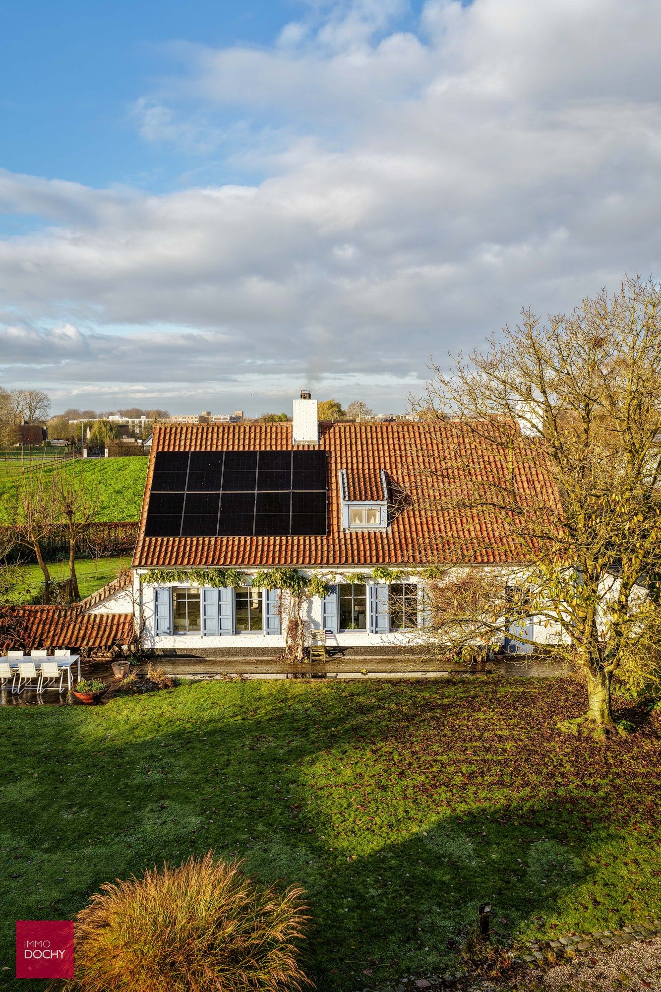 Landelijk gelegen charmante hoeve mét woonfunctie foto 2