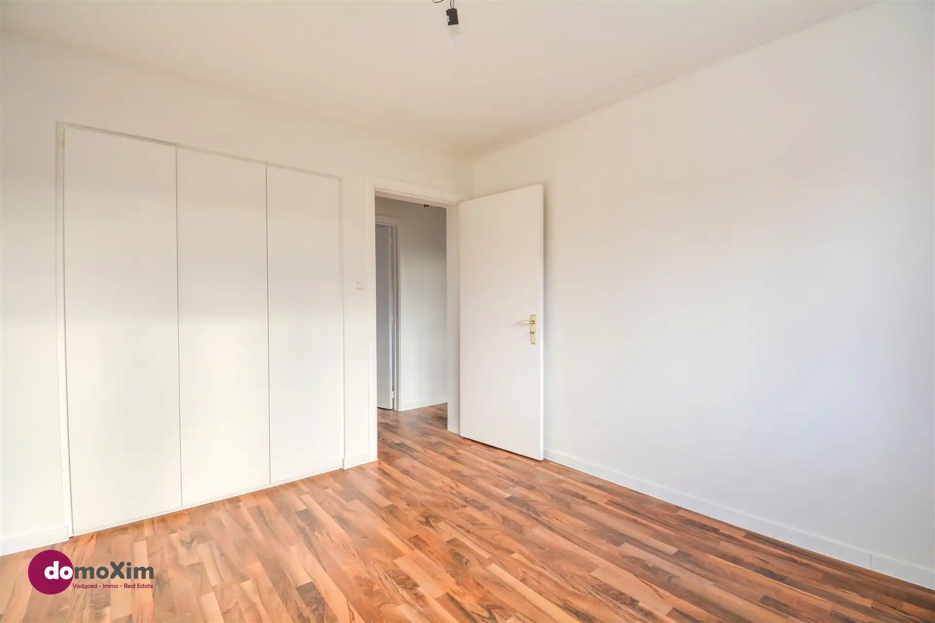 Gezellig, volledig gerenoveerde woning met 3 slaapkamers in een rustige woonwijk te Zaventem  foto 11