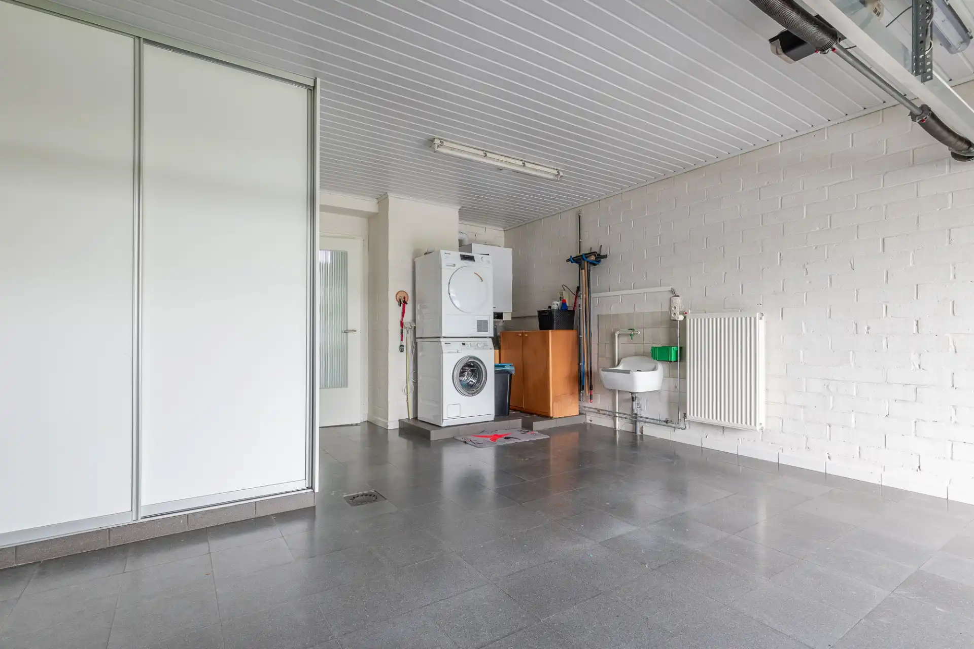 LUXUEUZE GELIJKVLOERSE VILLA foto 12
