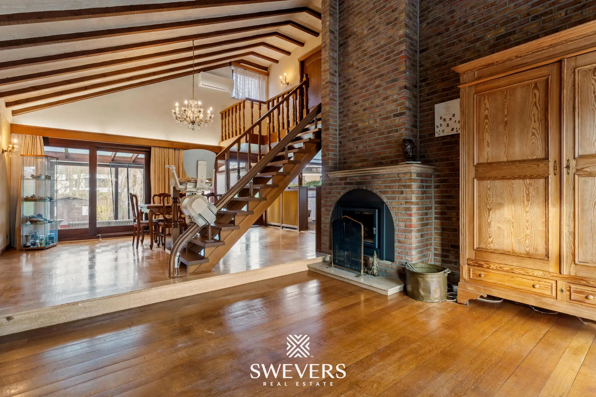 Ruime open bebouwing met inpandige garage en mooie tuin nabij het centrum van Hasselt foto 5