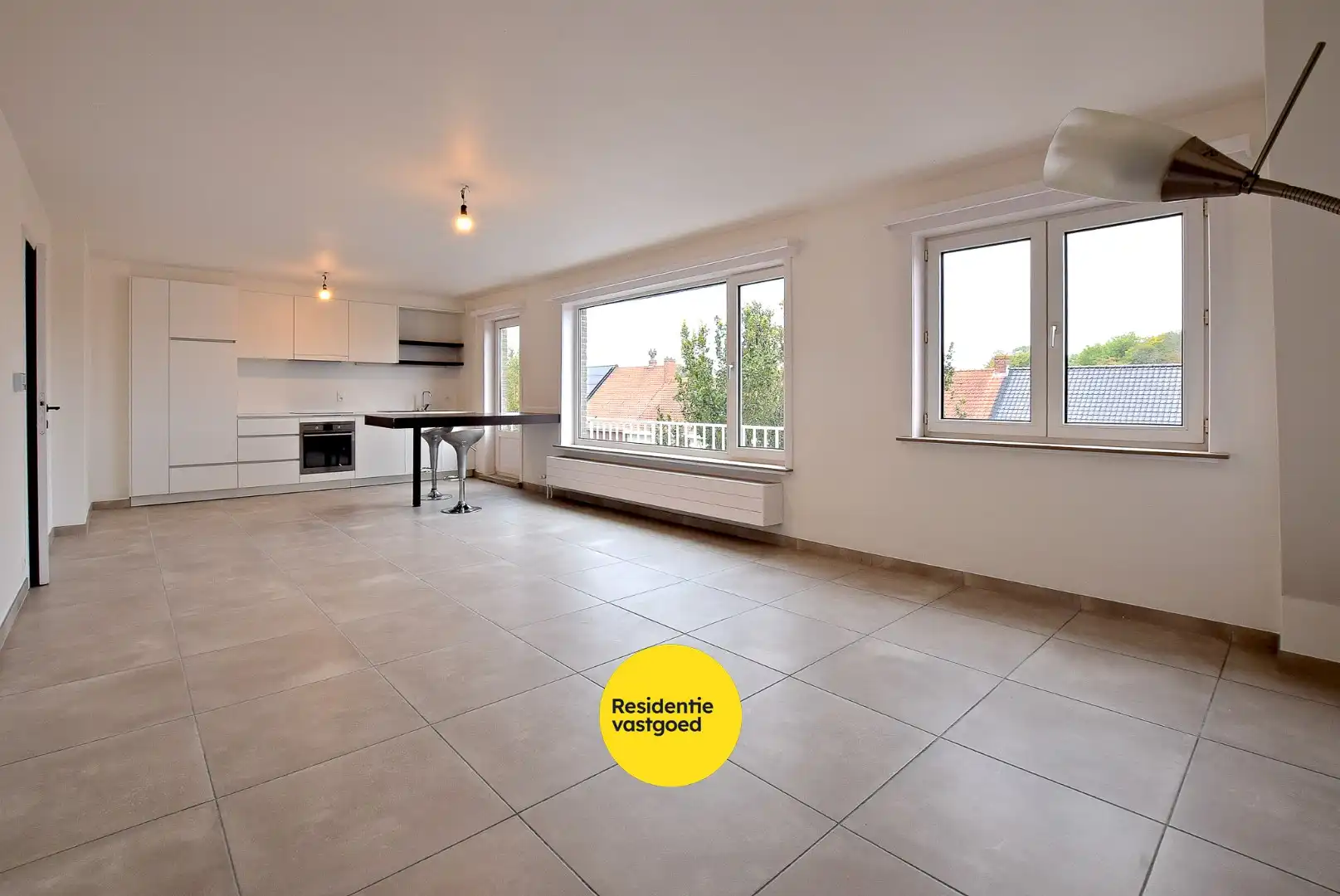 Investeringsvastgoed (gerenoveerd in 2024) omvat 2 afzonderlijk te verhuren appartementen samen 145m²! foto 12