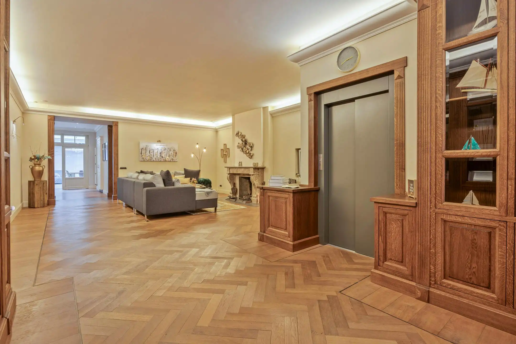 Uniek stadspand met dakterras in centrum Maaseik foto 4