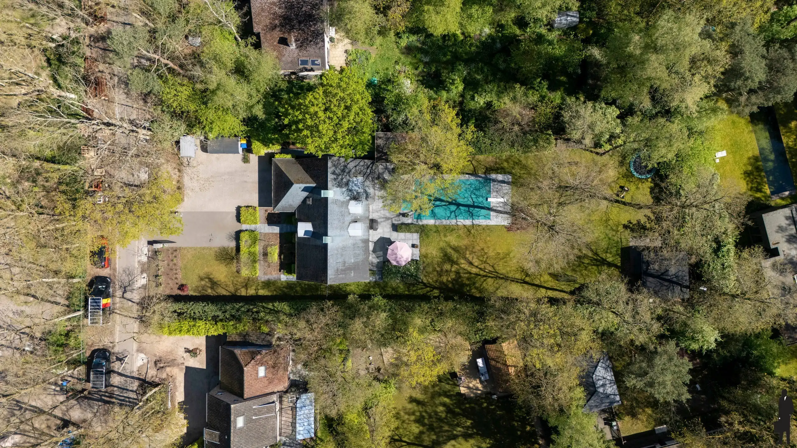 Charmante villa met zwembad op rustige ligging foto 26