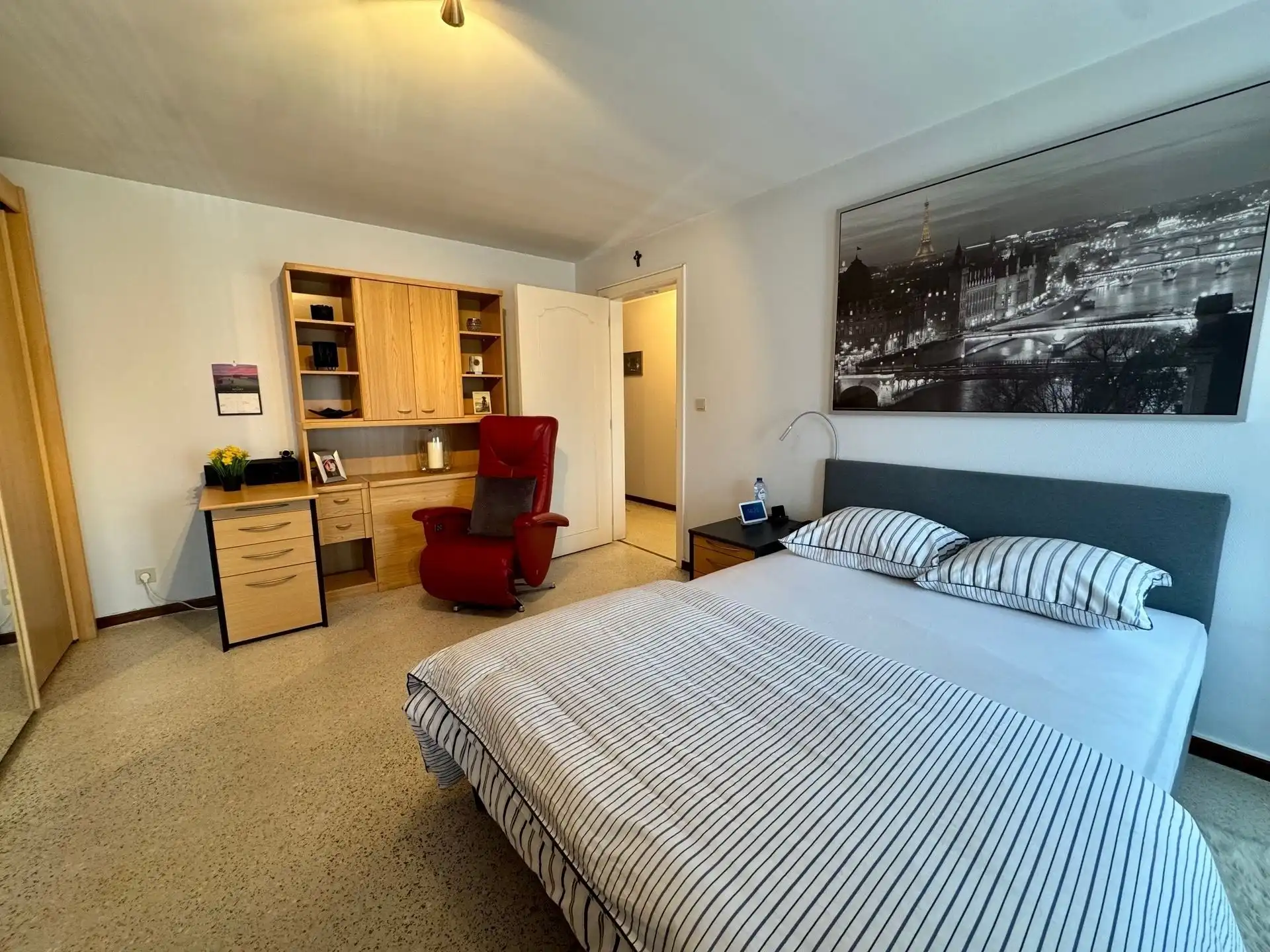 Halfopen bebouwing in rustige straat te As foto 18