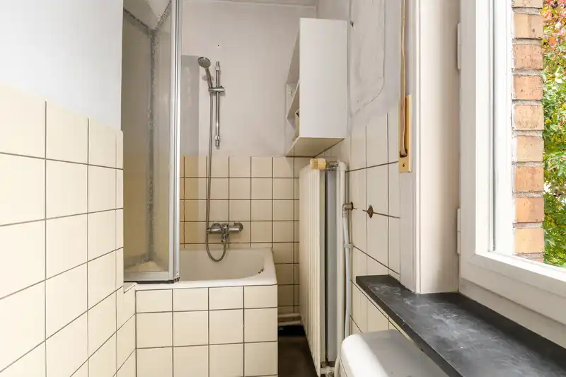 Roeselare, Robuuste hoekwoning is toffe wijk &nbsp;met 4 slpks, zonnige tuin en overdekt terras op 267 m² foto 16