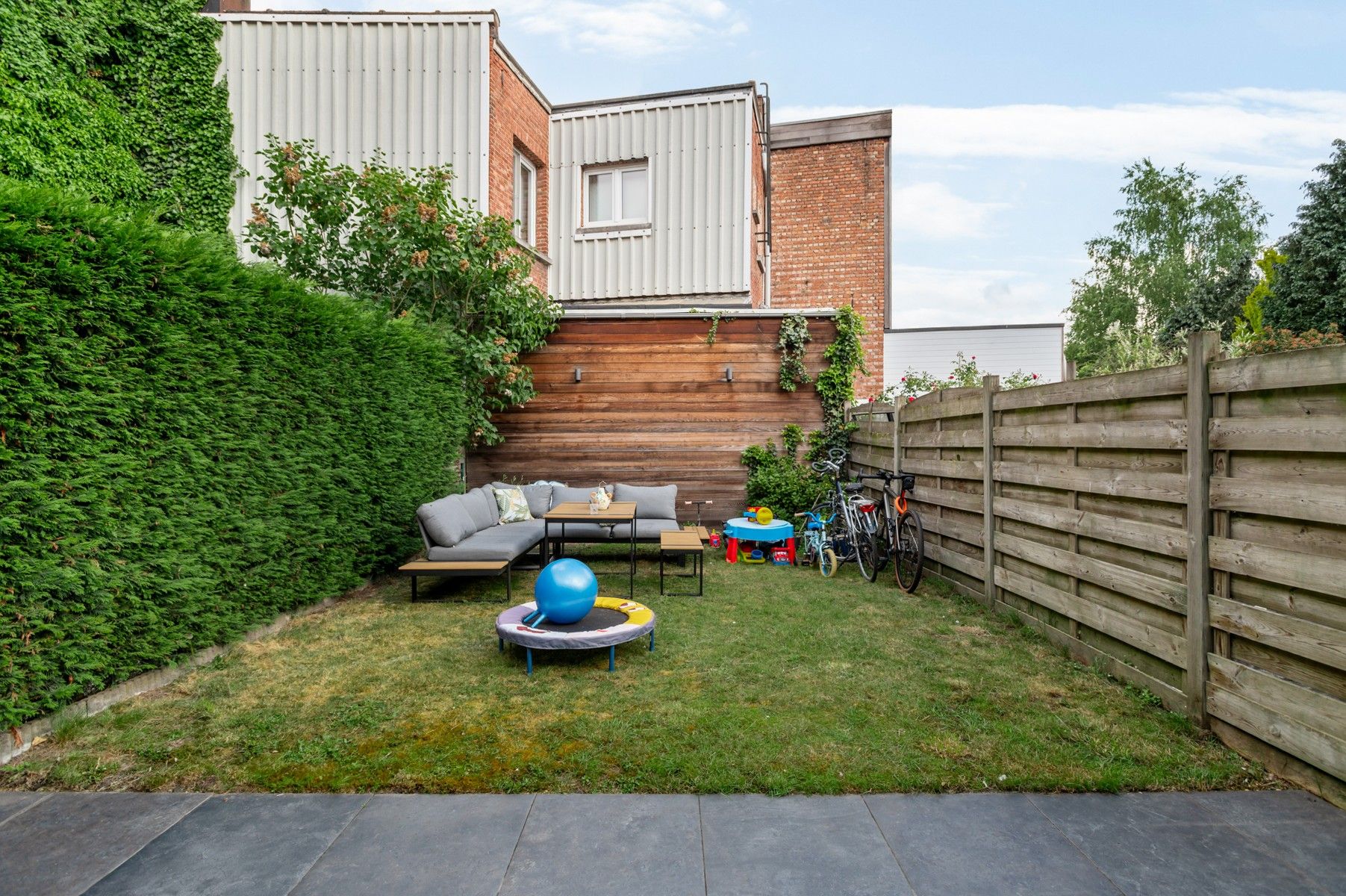 Lichtrijke en ruime woning op uitstekende ligging foto 8