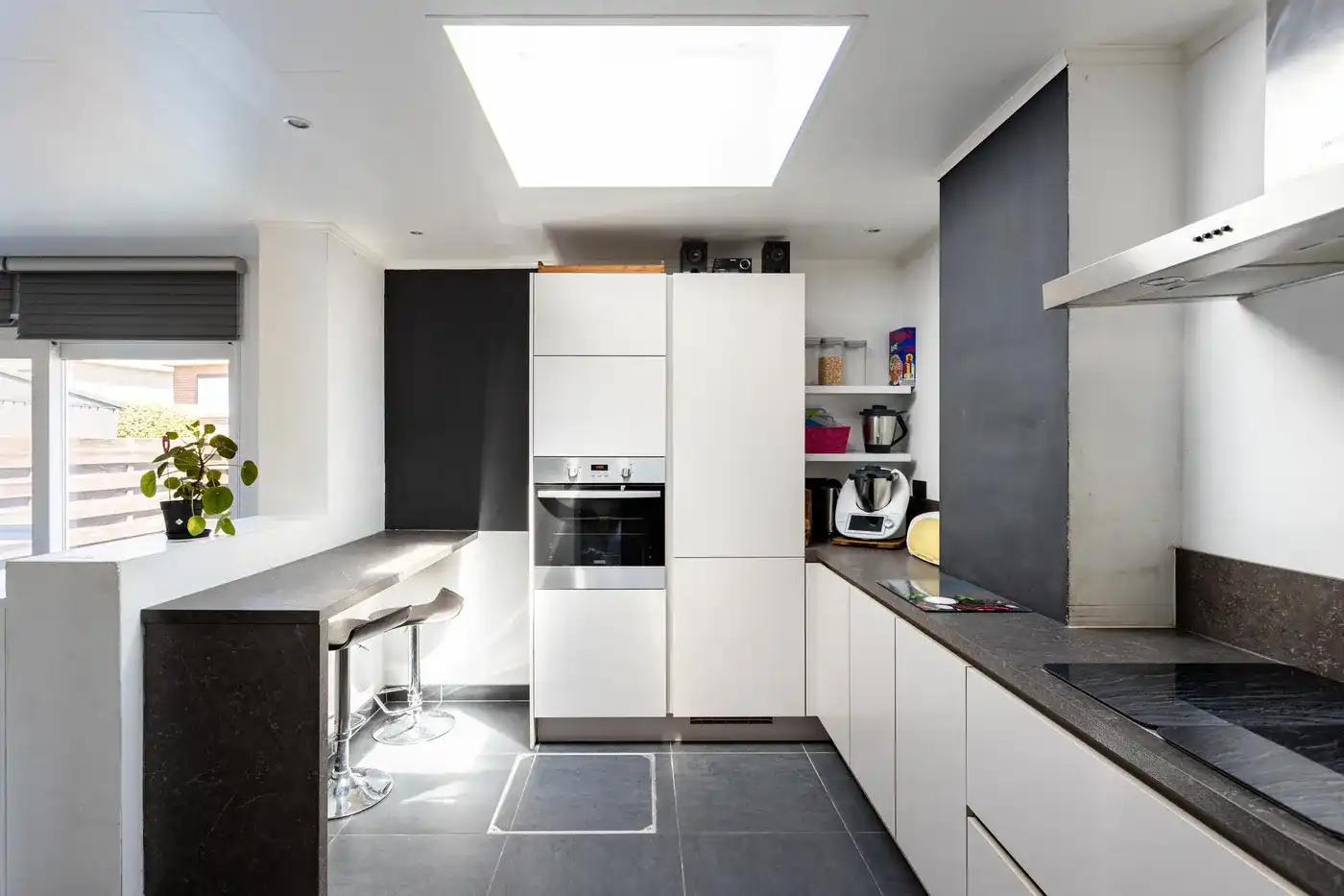 Rustig gelegen instapklare woning met tuin, garage en EPC B foto 8
