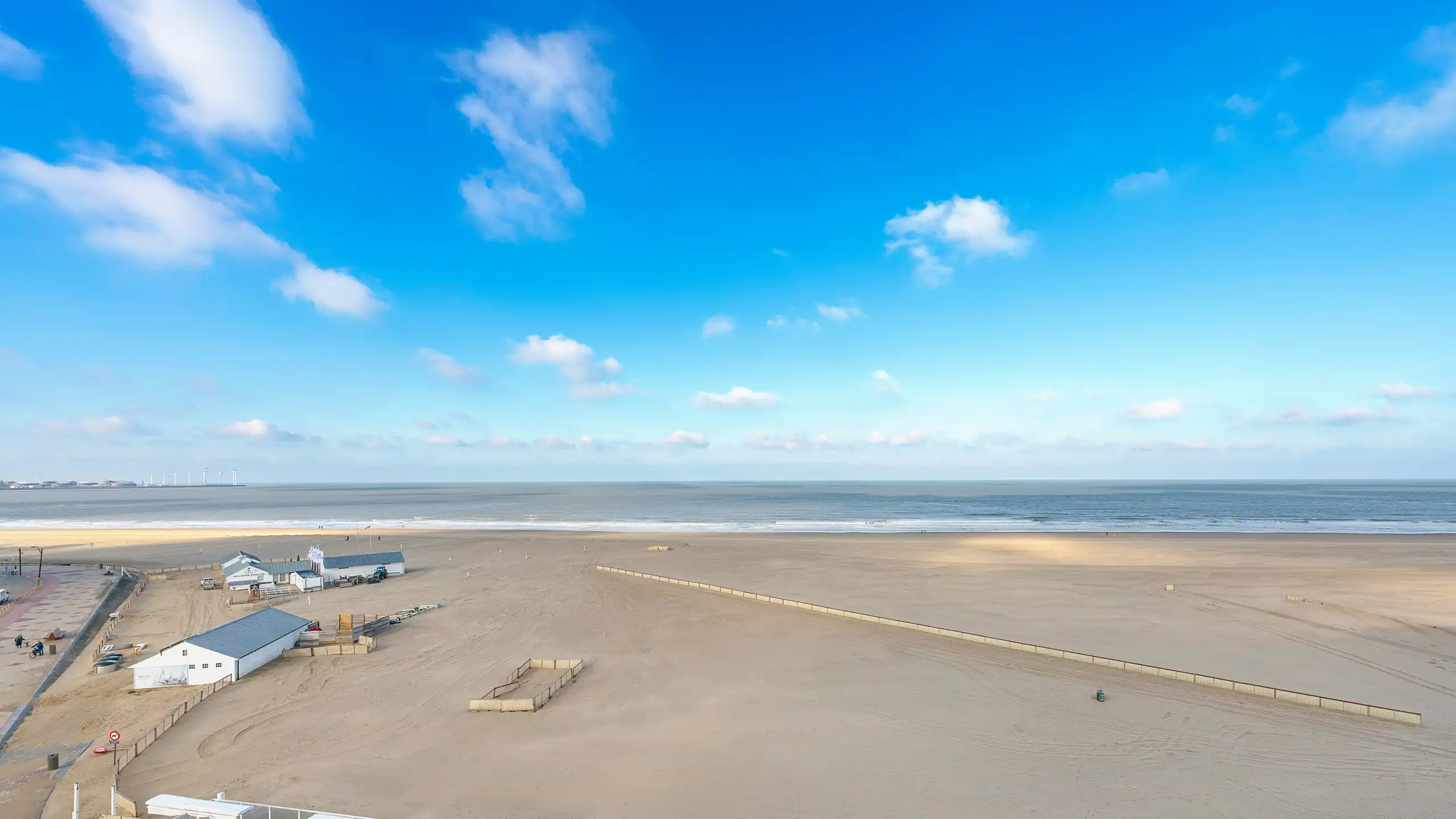 Exclusief high-end appartement in iconisch gebouw aan RBSC. foto 35