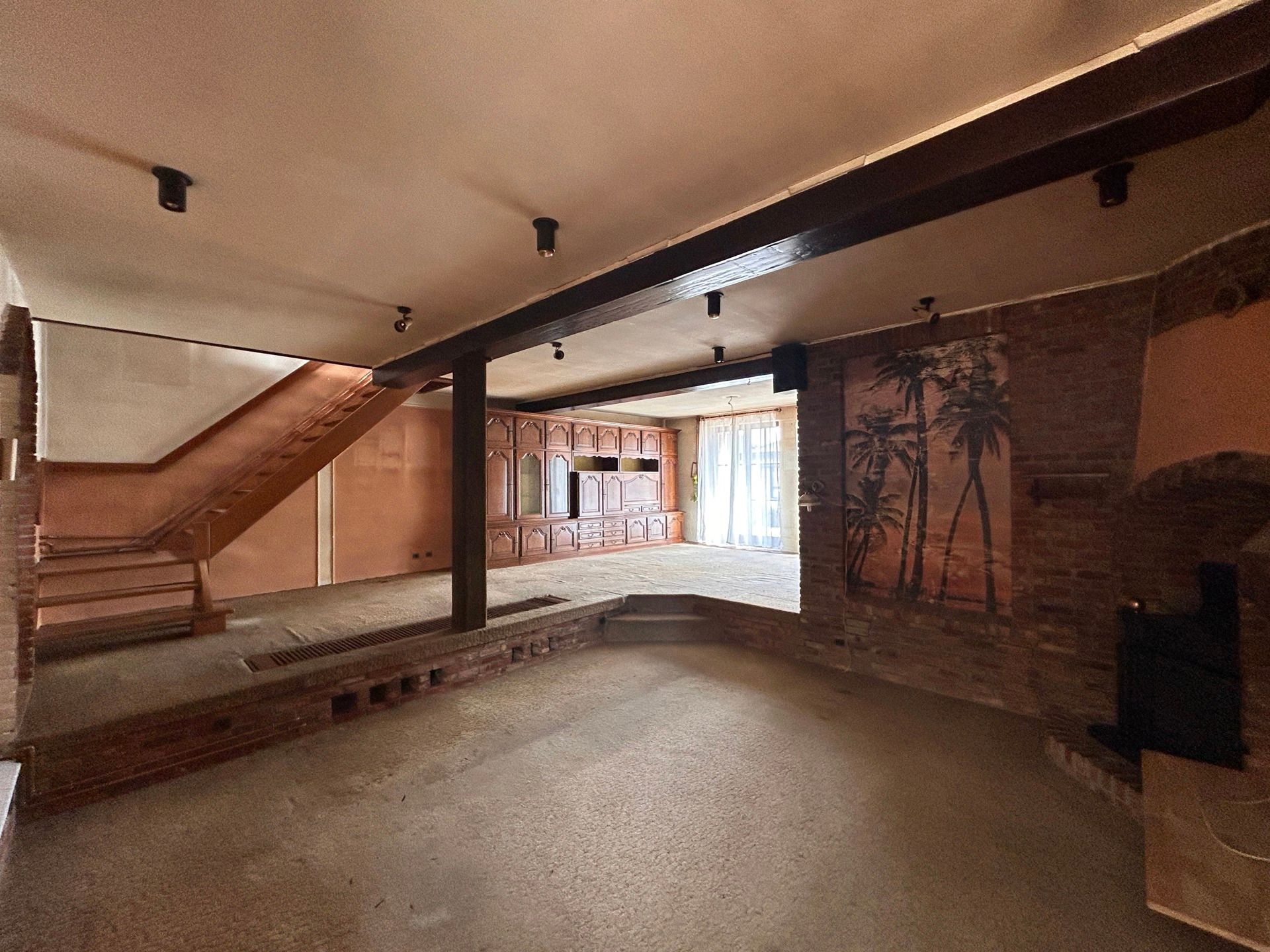 Te renoveren woning met 4 slpks op grondperceel van 933 m2 foto 6