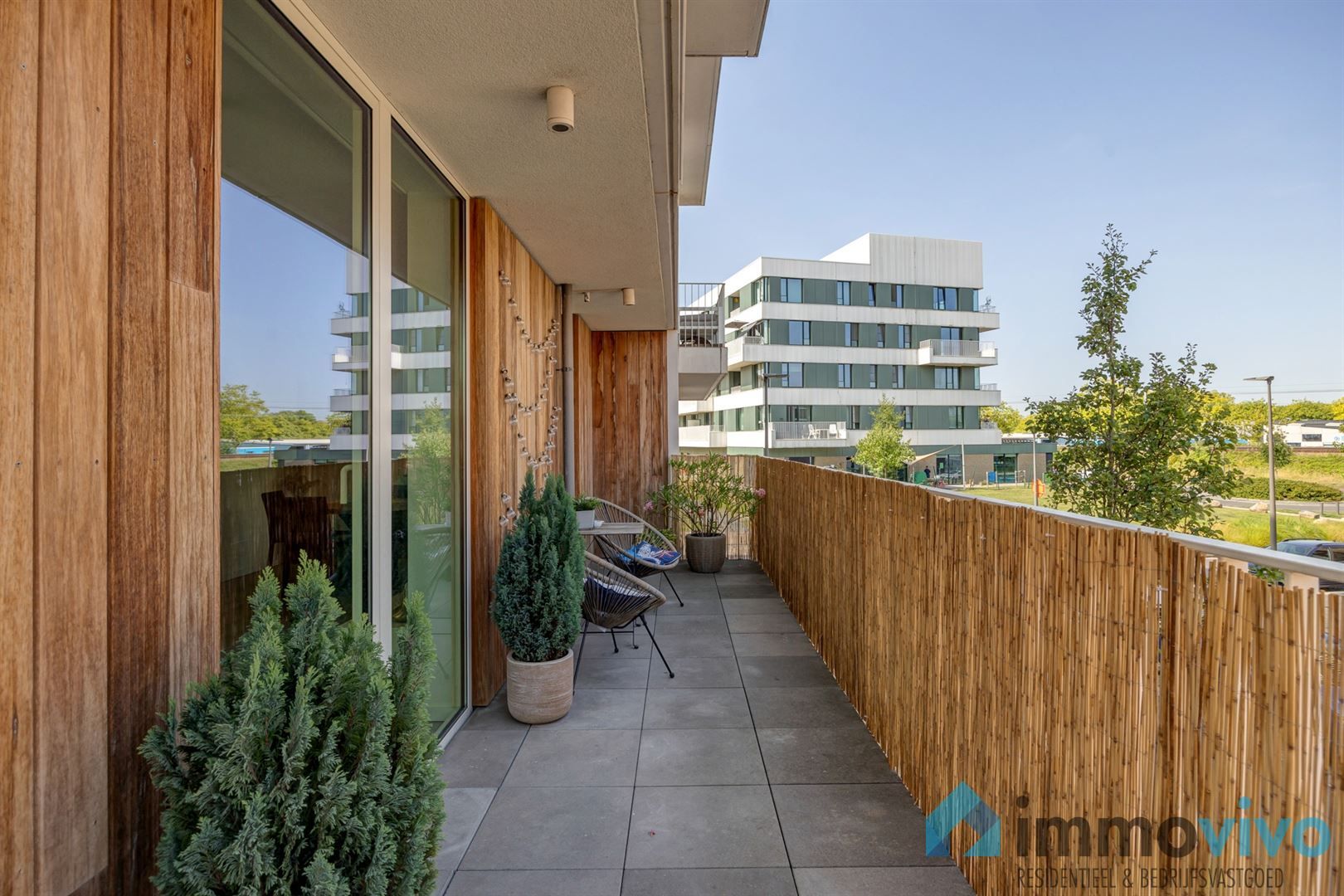 Recent (2017) knap hoekappartement met 1 slpk en groot terras foto 8