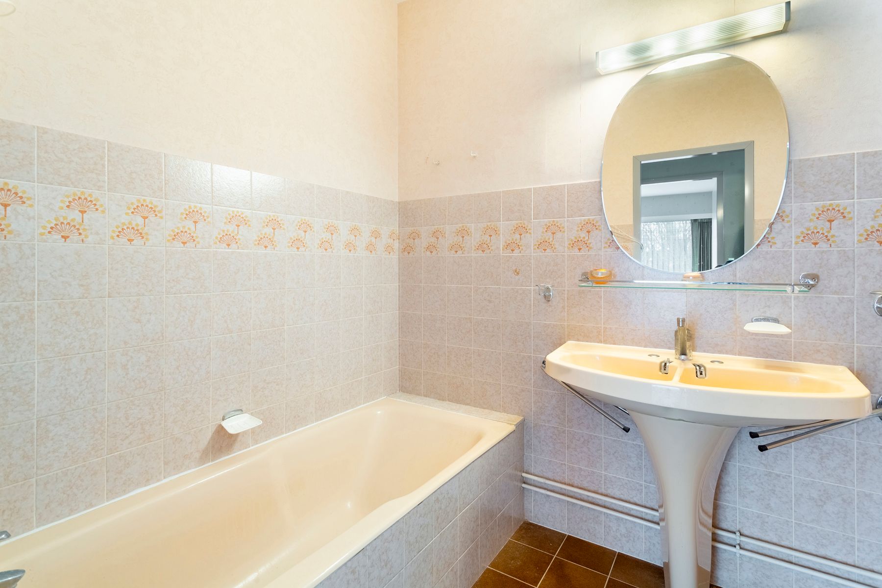 Lichtrijk appartement in het groen met renovatiepotentieel foto 10
