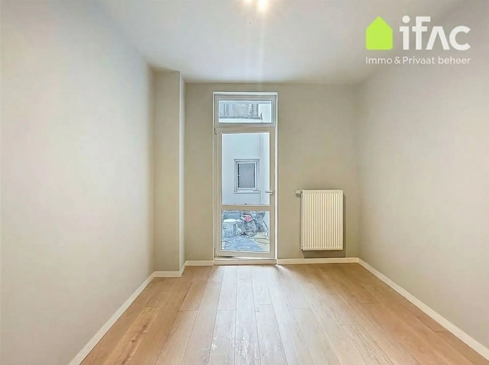 Volledig gerenoveerd appartement met terras foto 8