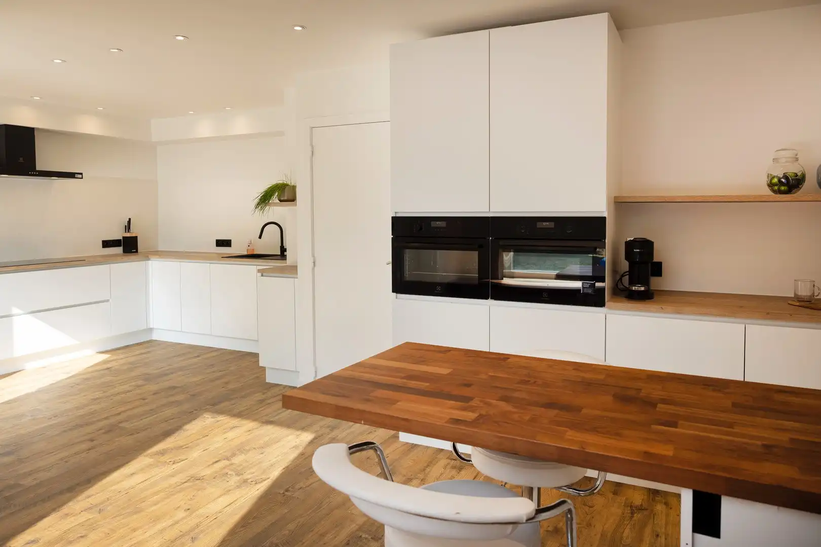 Rustig gelegen alleenstaande woning met aangename tuin. foto 6
