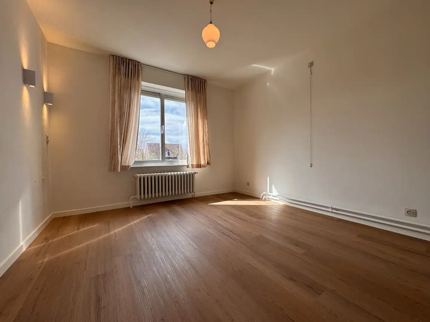 Ruime halfopen woning met 3 slaapkamers foto 13